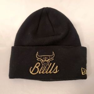Chicago Bulls New Era Cuffed Knit Beenie - Black